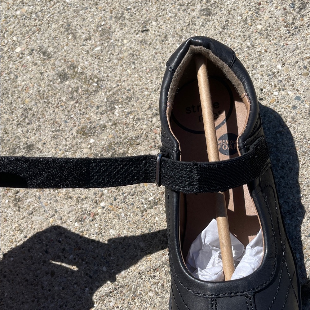 Stride Rite Black Shoes - Picture 3 of 3